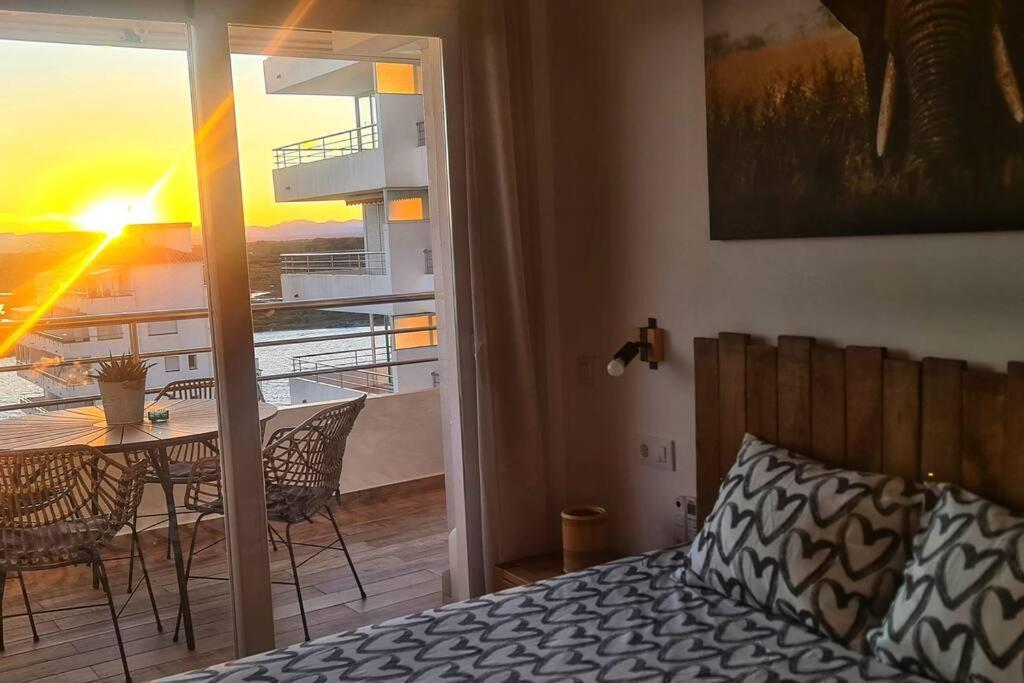 Sunsetmare Vacational * Rosas