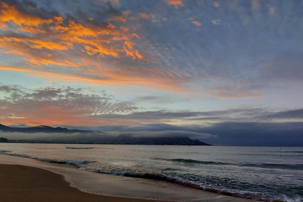Sunsetmare Vacational Rosas